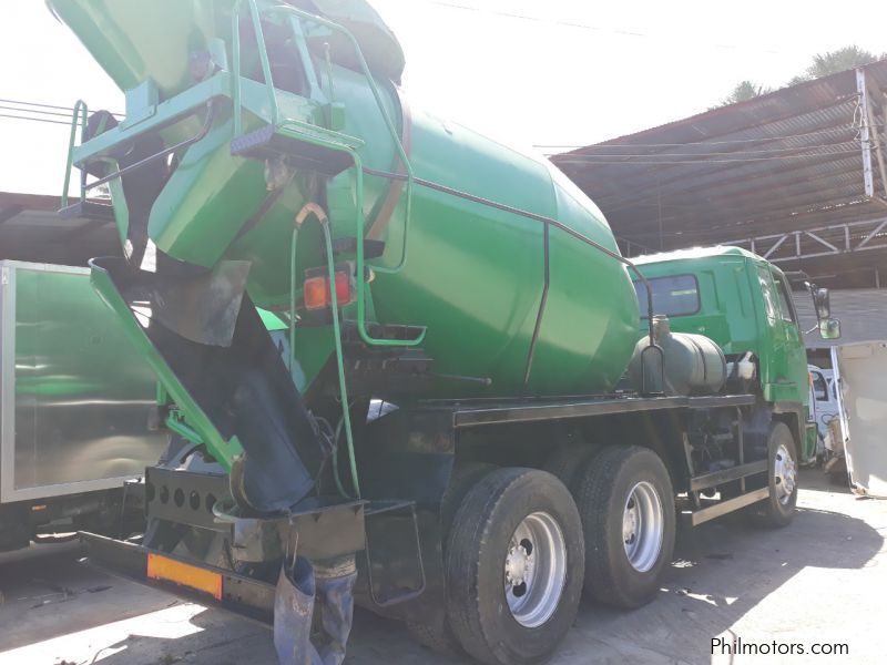 Isuzu Giga CXZ71J Transit Cement Mixer 10PD1 in Philippines