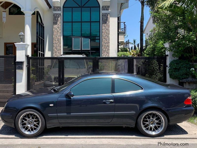 Mercedes-Benz CLK320 in Philippines