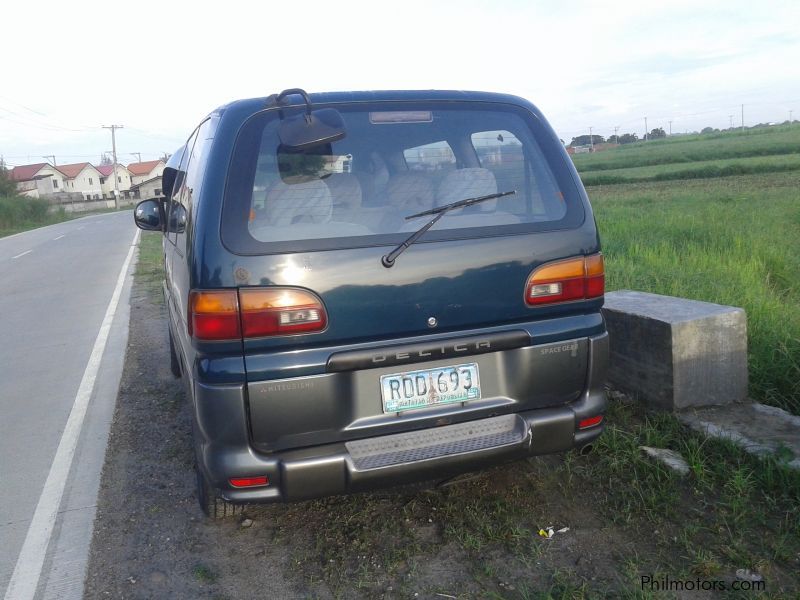 Mitsubishi  delica spacegear in Philippines