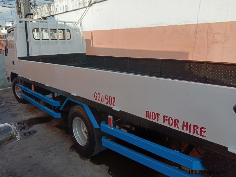 Mitsubishi Dropside wide 16ft in Philippines