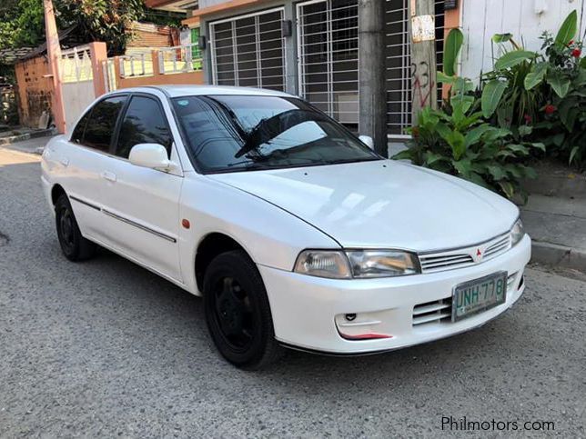 Mitsubishi Lancer PizzaPie GLXi in Philippines