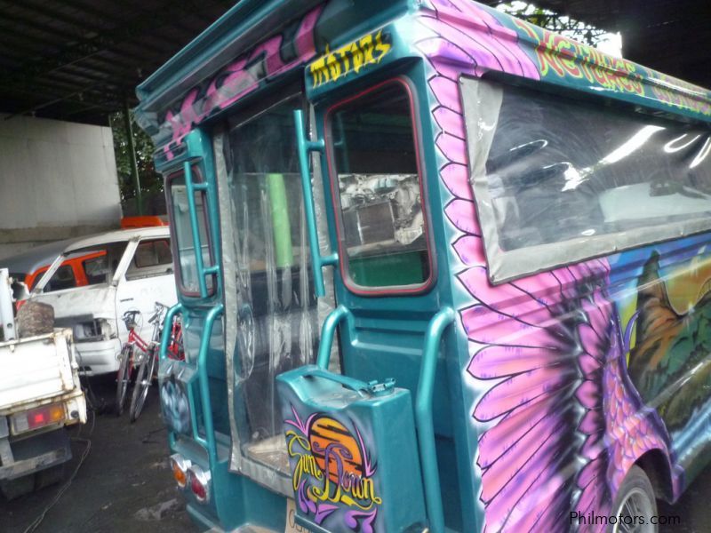 Suzuki Multicab Scrum 4x4 Passenger Jeepney MT in Philippines