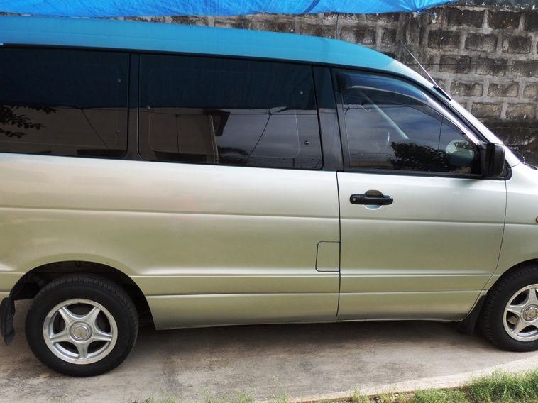 Toyota Noah in Philippines
