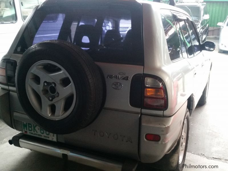 Toyota Rav4 in Philippines