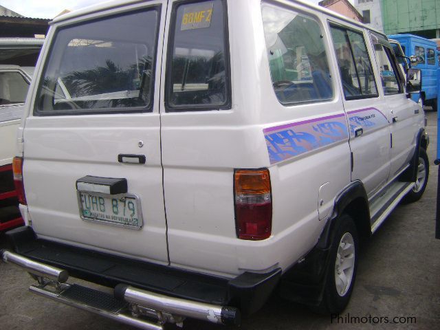 Toyota station wagon in Philippines