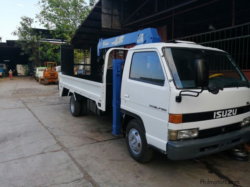 Isuzu Elf 4HF1 Boom Crane Self loader Towing Drop side towing in Philippines