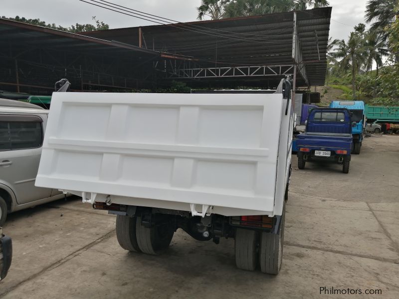 Isuzu Elf 4HF1 Mini Dump 4x2 High Side, High Deck in Philippines