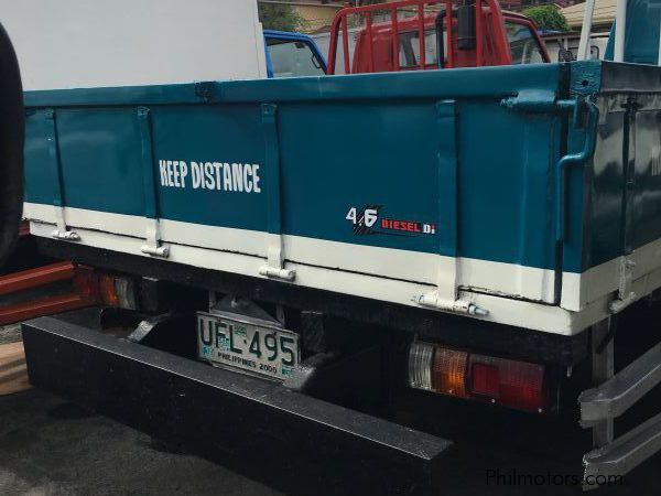 Isuzu Elf Dropside in Philippines