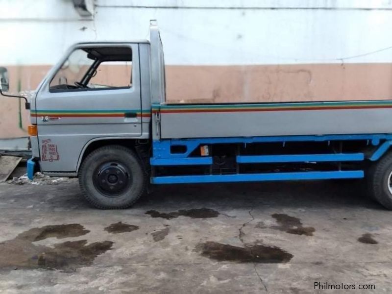 Isuzu Elf dropside 4 be1 Inline 14 ft long in Philippines