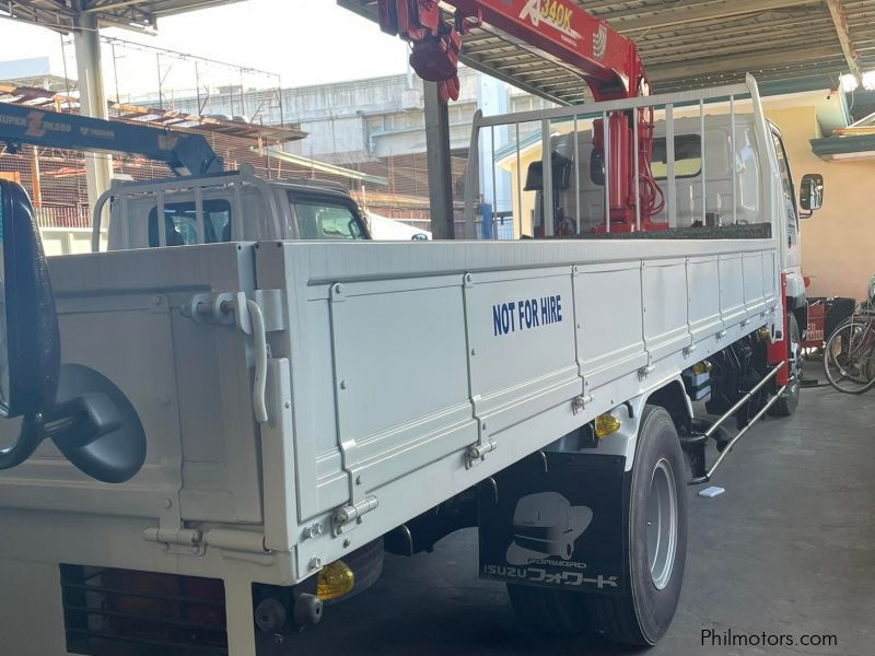 Isuzu NRR FORWARD BOOM TRUCK in Philippines