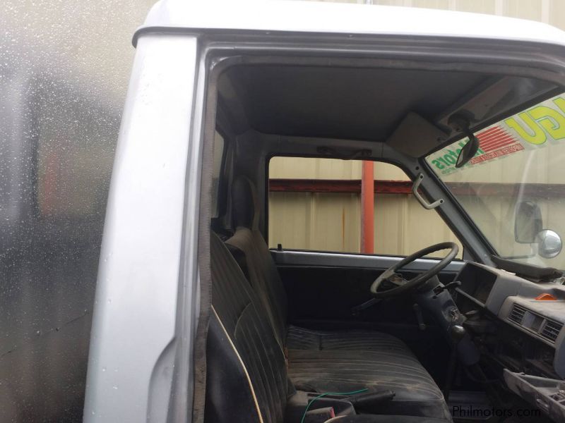 Mazda Bongo 10FT R2 Aluminium Closed Delivery Van  4x2 in Philippines