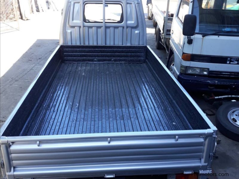 Mazda Bongo 4x2 Extended 10FT Cargo Dropside Silver in Philippines