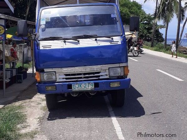 Mitsubishi Fuso Canter in Philippines