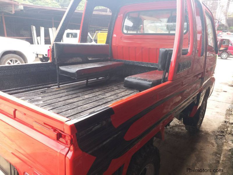 Suzuki Multicab Scrum 4x2 Kargador Canopy with Chairs in Philippines