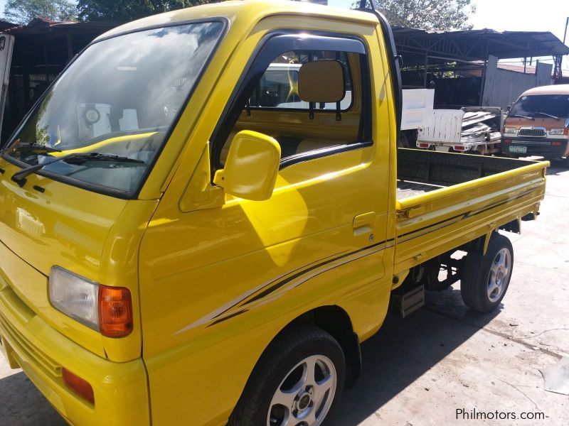 Suzuki Multicab Scrum Pickup 4x4, 5 Speed yellow in Philippines