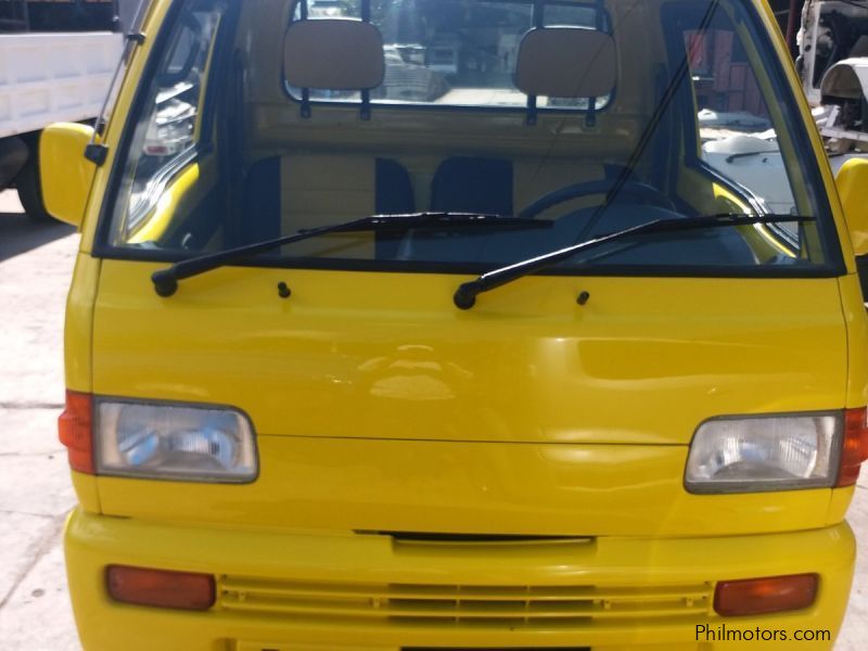 Suzuki Multicab Scrum Pickup 4x4, 5 Speed yellow in Philippines