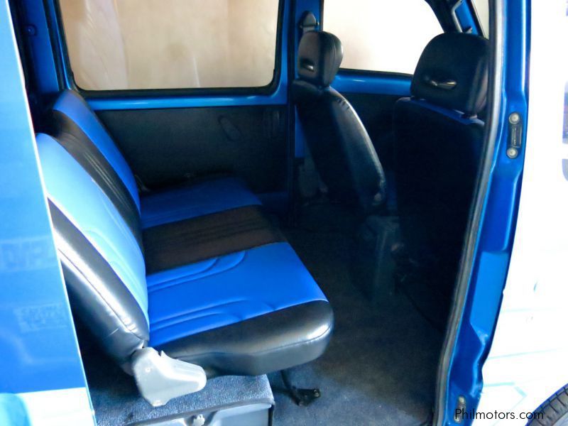 Suzuki Multicab Van in Philippines