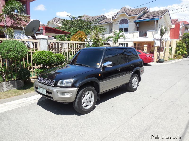 Toyota RAV4 in Philippines