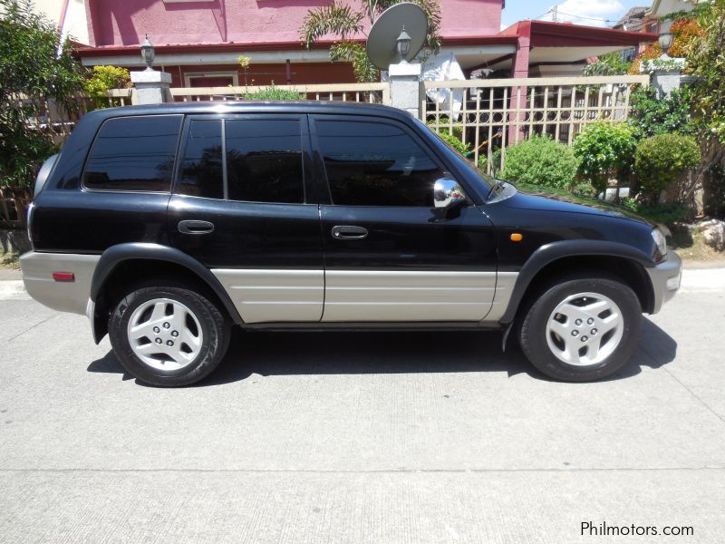 Toyota RAV4 in Philippines