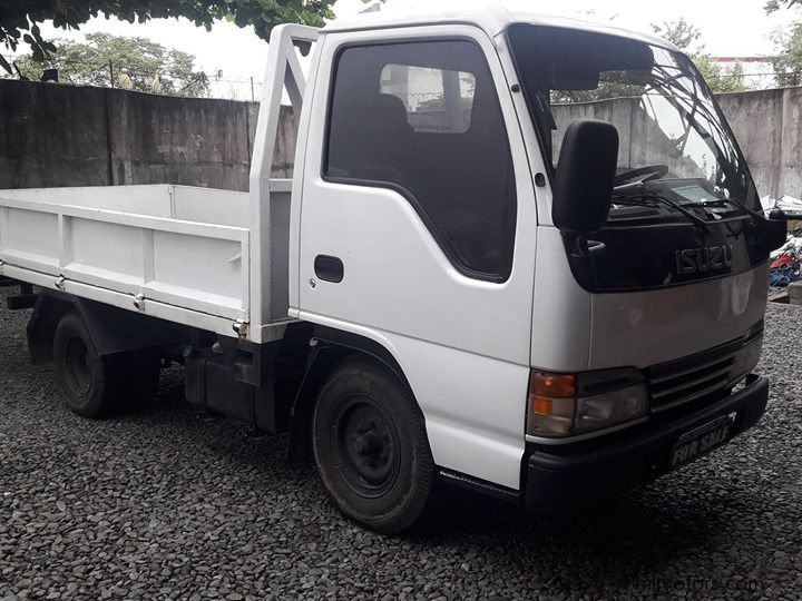 Isuzu NHR in Philippines