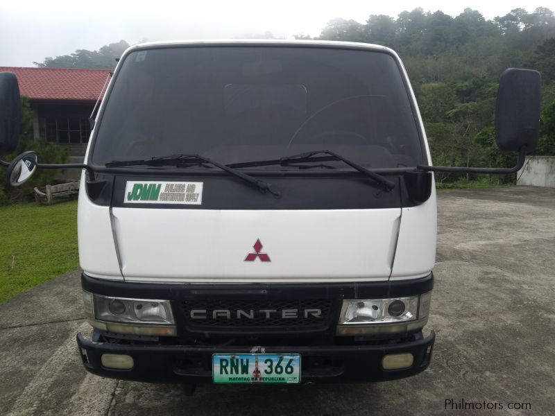 Mitsubishi Canter Lorry Tank in Philippines