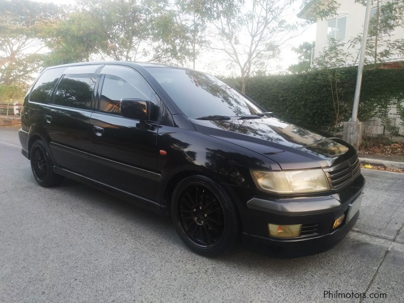 Mitsubishi Grandis in Philippines