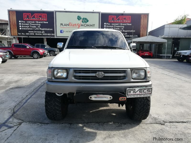 Toyota Hilux 4x4 in Philippines