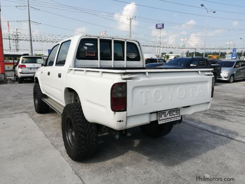 Toyota Hilux 4x4 in Philippines