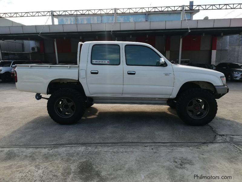 Toyota Hilux 4x4 in Philippines