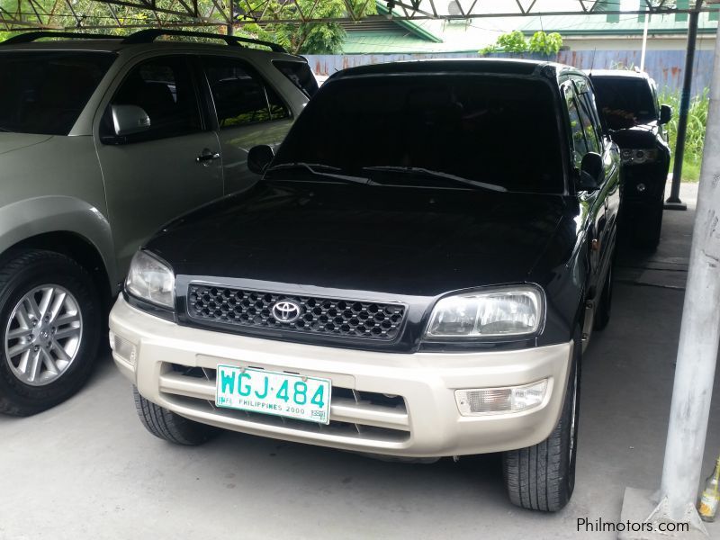 Toyota Rav 4 in Philippines