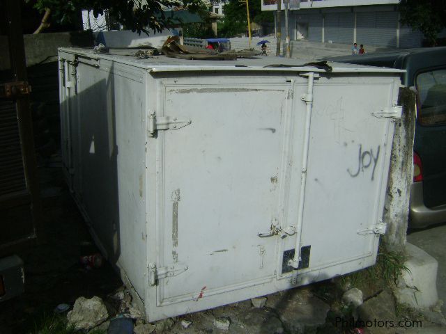 FAW CLOSEVAN FREEZER in Philippines