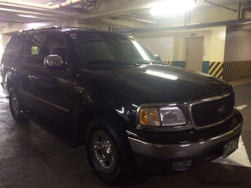 Ford Expedition XLT in Philippines