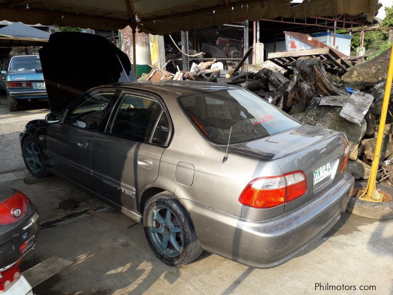 Honda Civic vti 2000 b16a in Philippines