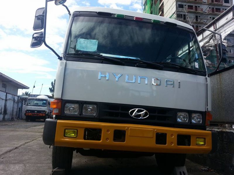 Hyundai transit mixer d8ay in Philippines