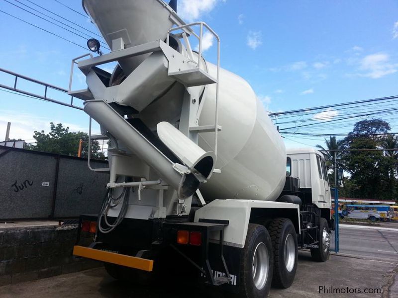 Hyundai transit mixer d8ay in Philippines