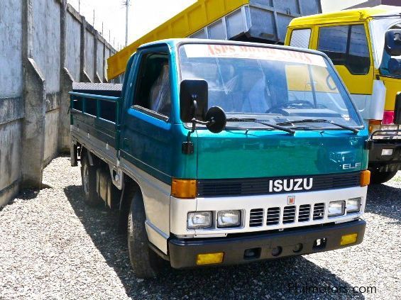 Isuzu ELF 250 in Philippines