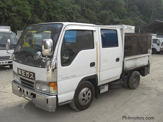 Isuzu ELF DOUBLE CAB in Philippines