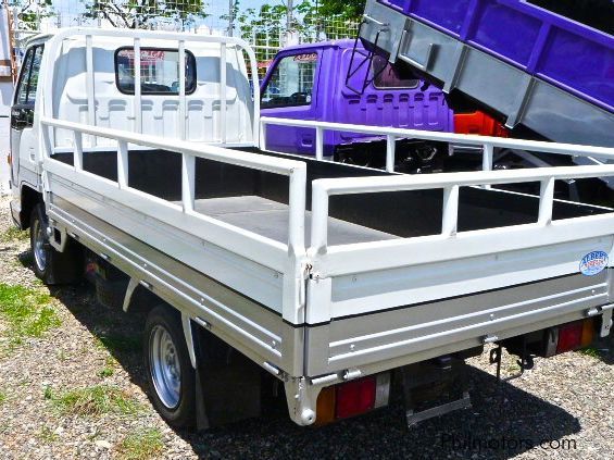 Isuzu ELF250 in Philippines