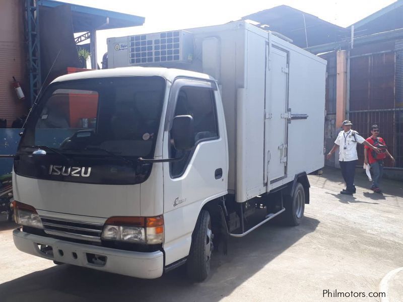 Isuzu Elf Giga Series 12ft Ref Van in Philippines