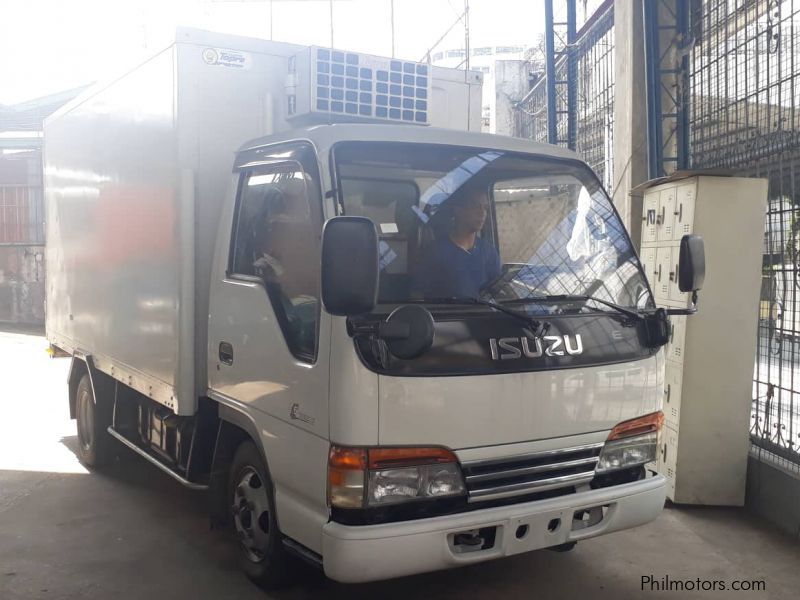 Isuzu Elf Giga Series 12ft Ref Van in Philippines