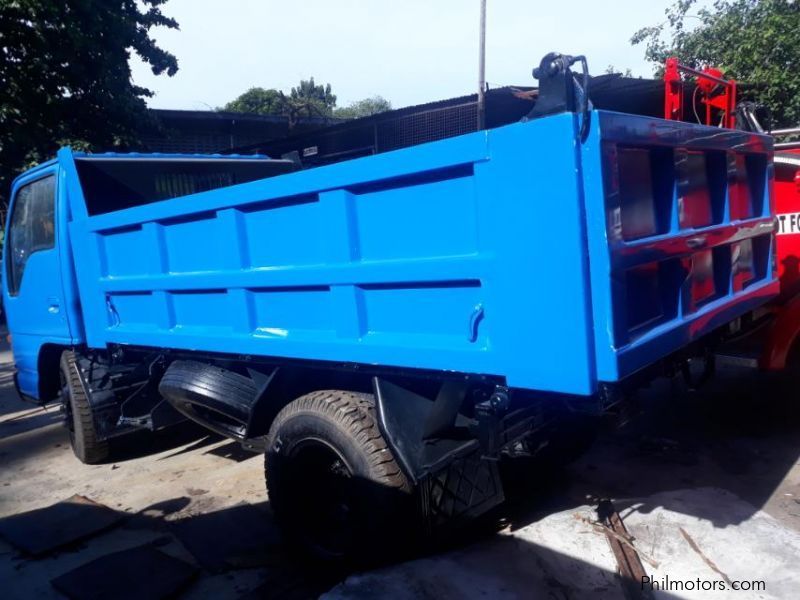 Isuzu Elf Mini Dump 4HF1 High Deck High Side in Philippines