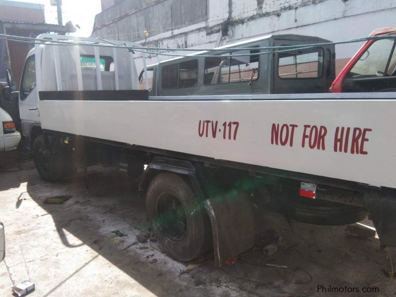Mitsubishi Canter DROPSIDE 15 FT LONG / MUELLE FRT in Philippines