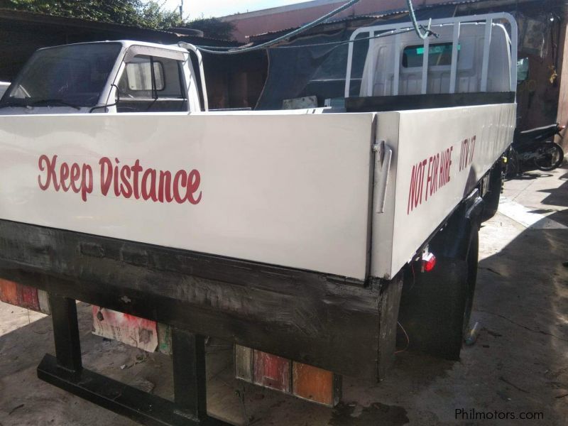 Mitsubishi Canter DROPSIDE 15 FT LONG / MUELLE FRT in Philippines