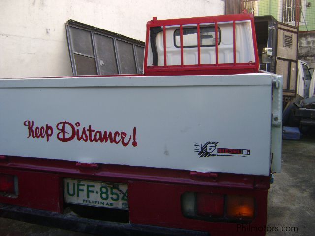 Mitsubishi dropside body in Philippines