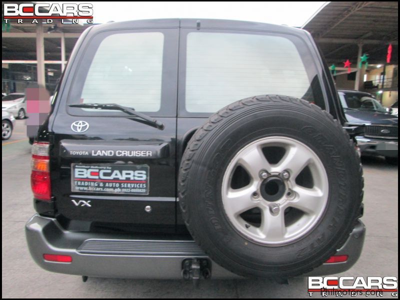 Toyota Land Cruiser 100 in Philippines