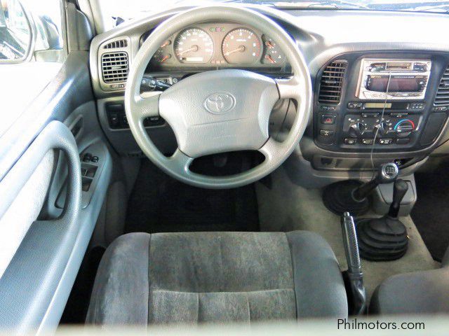 Toyota Land Cruiser LC100 in Philippines