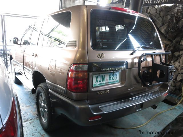 Toyota Land Cruiser VX-R in Philippines
