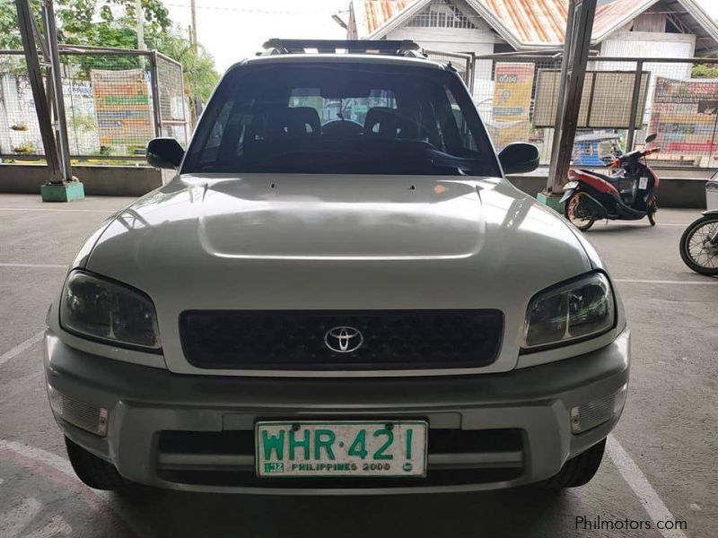 Toyota RAV 4 in Philippines