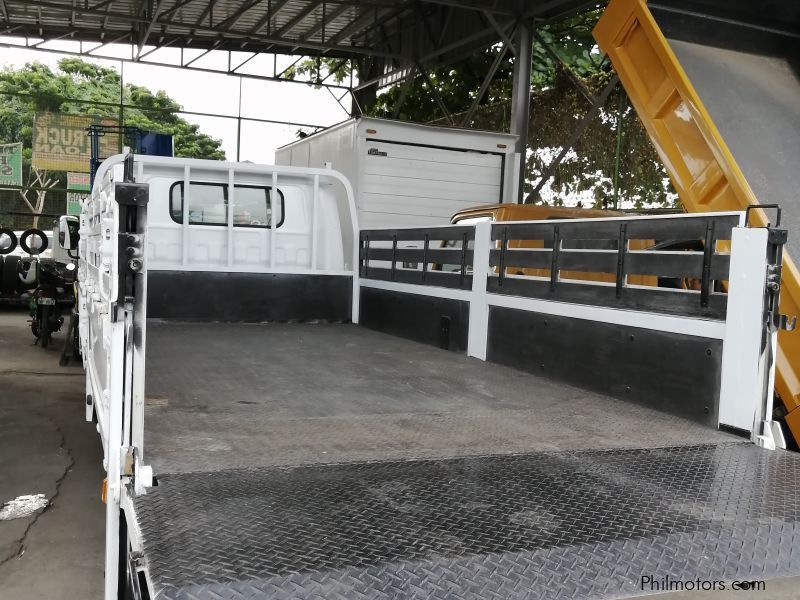 Isuzu NPR Wide ELF 14FT  Cargo Dropside Truck with Lifter, Power Tail gate in Philippines