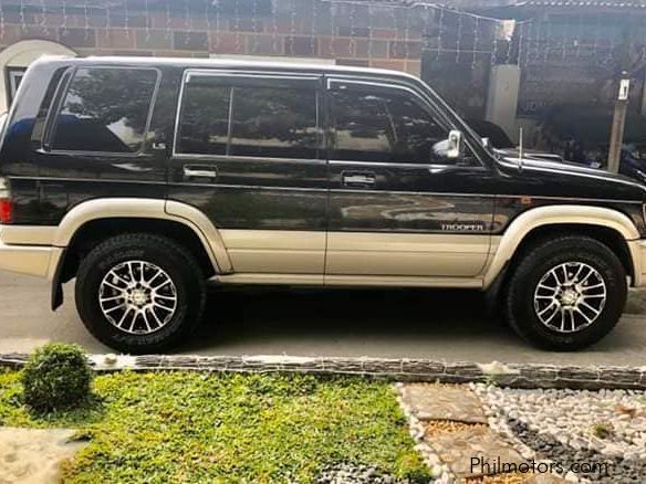 Isuzu Trooper LS 4x2 in Philippines